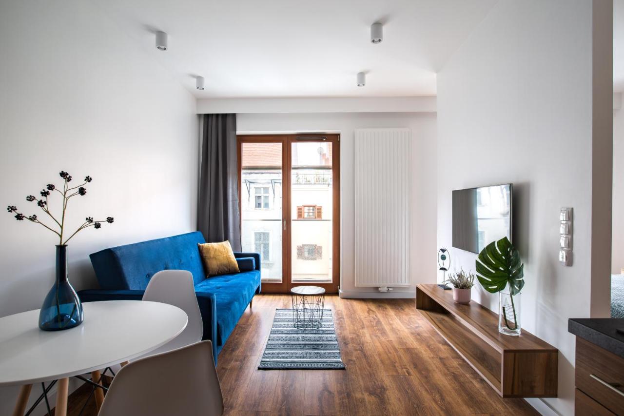 Homewell Apartments Dominikańska Poznań Exteriör bild